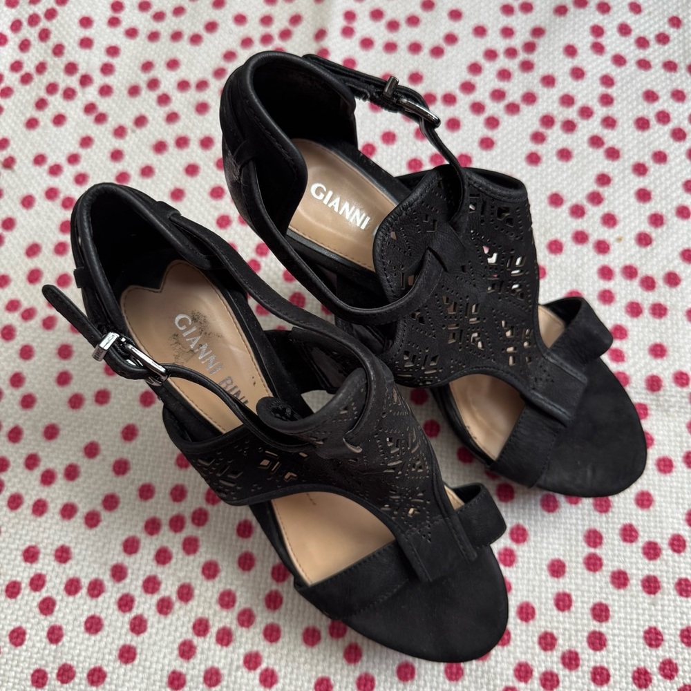 Gianni Bini Rissa Wedge Heels - Picture 14 of 17